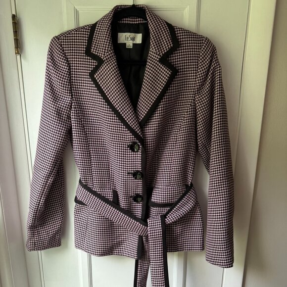 Le Suit Jackets & Blazers - LeSuit Belted Blazer